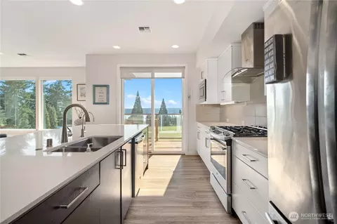 Kitchen - 70 Ida Ct, Sequim, WA 98382 photo 1 of 3