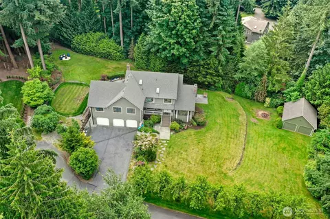 15841 NE 162nd St, Woodinville, WA 98072