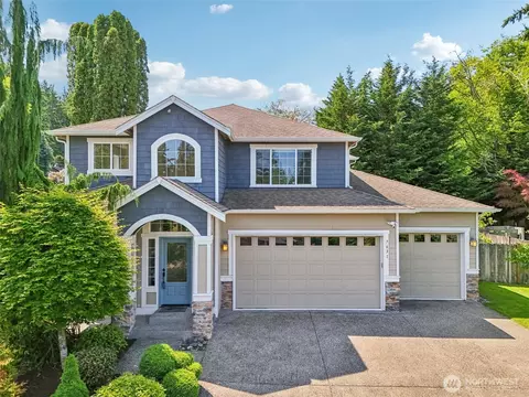 7631 NE 170th St, Kenmore, WA 98028