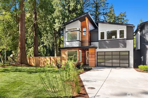 13321 108th Ave NE, Kirkland, WA 98034