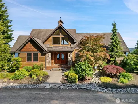 10526 SE Vashon Vista Dr, Port Orchard, WA 98367