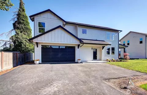464 Washington St, Woodland, WA 98674