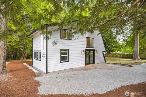 141 E Ashwood Ln, Shelton, WA 98584