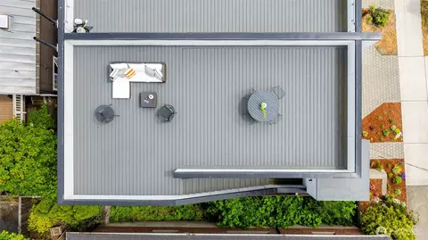 Exterior - 2014 E Pine St #A, Seattle, WA 98122 photo 3 of 5
