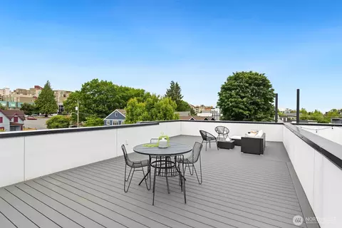 Exterior - 2014 E Pine St #A, Seattle, WA 98122 photo 2 of 5