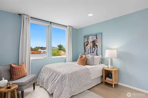 Bedroom - 2014 E Pine St #A, Seattle, WA 98122 photo 2 of 4