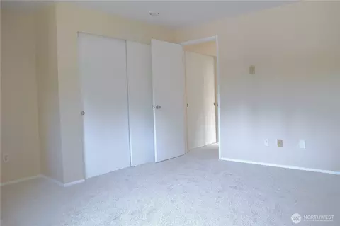 Bedroom - 2113 186th Pl SE, Bothell, WA 98012 photo 5 of 7