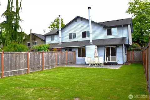 Exterior - 2113 186th Pl SE, Bothell, WA 98012 photo 5 of 5
