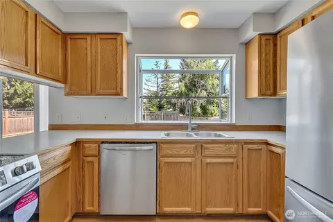 903 Olsen Pl, Enumclaw, WA 98022 photo 12
