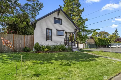 2702 16th St, Everett, WA 98201 photo 3
