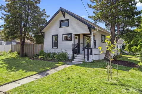 2702 16th St, Everett, WA 98201 photo 2
