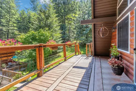 Exterior - 16119 Crystal River Ranch Rd E, Greenwater, WA 98022 photo 6 of 15