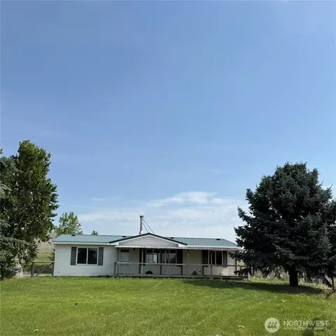 121 Dry Coulee Rd, Okanogan, WA 98840