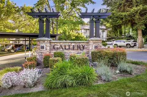 224 9th St #G102, Kirkland, WA 98033