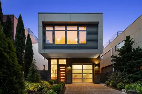 637 34th Ave, Seattle, WA 98122