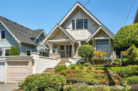 2008 Nob Hill Ave N, Seattle, WA 98119