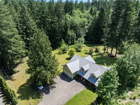 3779 NE Wagon Wheel Ln, Poulsbo, WA 98370