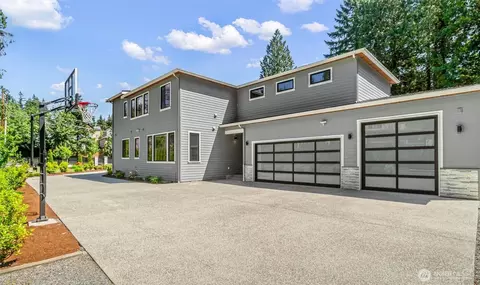 Exterior - 23036 35th Ave SE, Bothell, WA 98021 photo 4 of 9