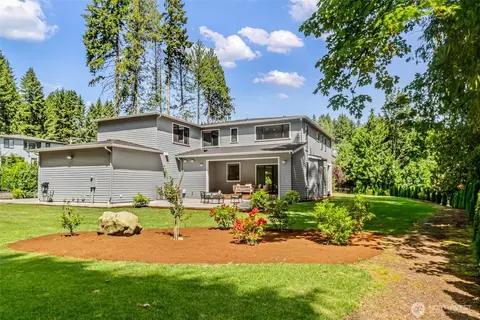 Exterior - 23036 35th Ave SE, Bothell, WA 98021 photo 7 of 9