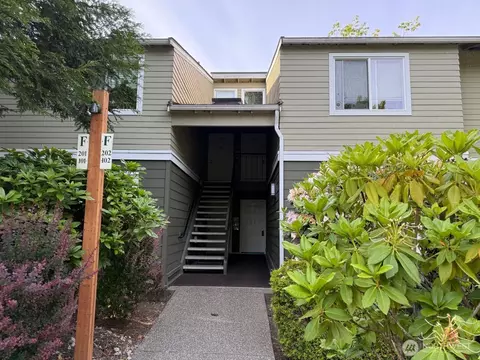 820 Cady Rd #F102, Everett, WA 98203