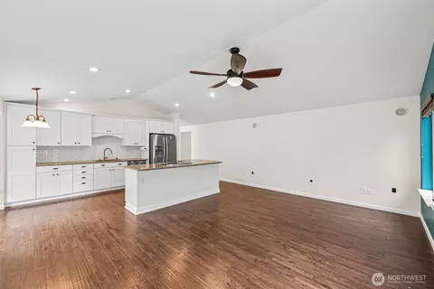 Living - 5937 Danials Loop SE, Lacey, WA 98513 photo 7 of 9