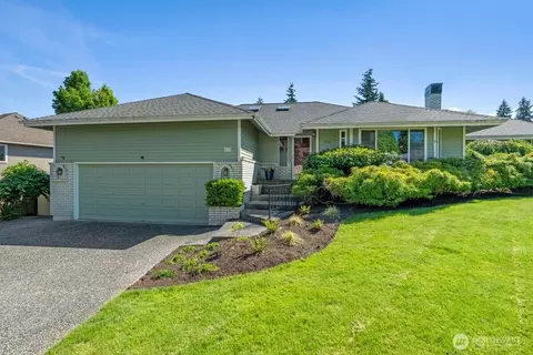 616 152nd Pl SW, Lynnwood, WA 98087