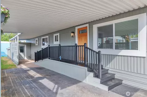 18501 52nd Ave W #84, Lynnwood, WA 98037