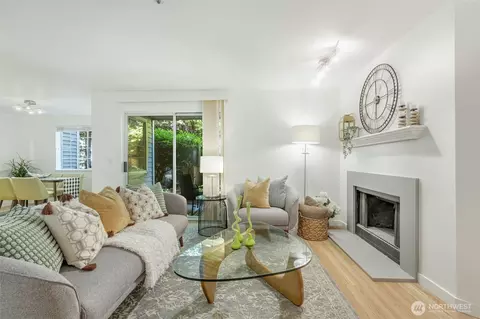 7453 Newcastle Golf Club Rd #F104, Newcastle, WA 98059