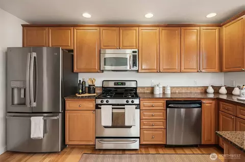 Kitchen - 224 26th Ave E #B, Seattle, WA 98112 photo 2 of 2