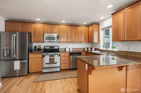 Kitchen - 224 26th Ave E #B, Seattle, WA 98112 photo 1 of 2