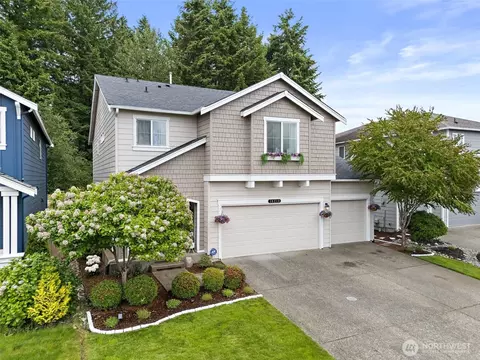 18219 73rd Ave E, Puyallup, WA 98375