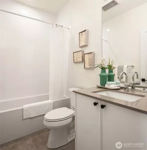 1240 15th Ave E, Seattle, WA 98112 photo 7