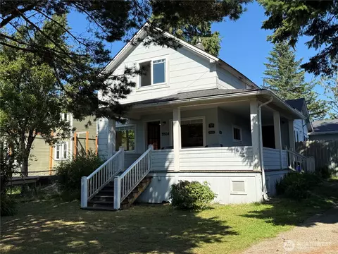 3504 L Pl, Seaview, WA 98644