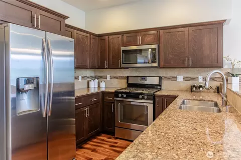Kitchen - 2115 201st Pl SE #R-103, Bothell, WA 98012 photo 2 of 2
