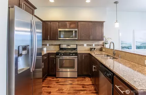 Kitchen - 2115 201st Pl SE #R-103, Bothell, WA 98012 photo 1 of 2