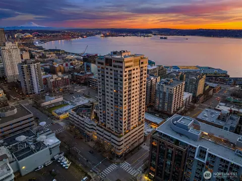 2821 2nd Ave #1202, Seattle, WA 98121