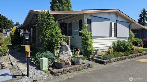 1402 22nd St NE #252, Auburn, WA 98002