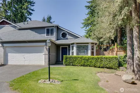 17 119th St SE #B, Everett, WA 98208