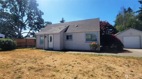 1618 112th St S, Parkland, WA 98444