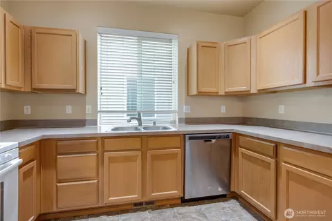 1625 181st St E, Spanaway, WA 98387 photo 12