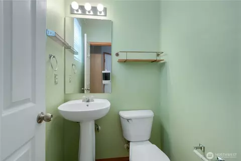 1625 181st St E, Spanaway, WA 98387 photo 5