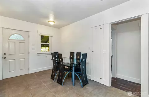 Dining - 11927 E Gibson Rd, Everett, WA 98204 photo 1 of 1