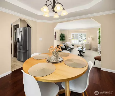 Dining - 600 213th St SW, Bothell, WA 98021 photo 2 of 2