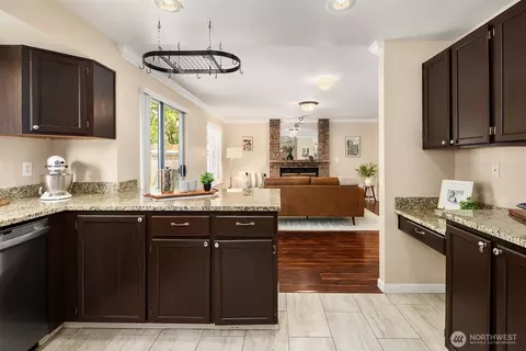 Kitchen - 600 213th St SW, Bothell, WA 98021 photo 1 of 5