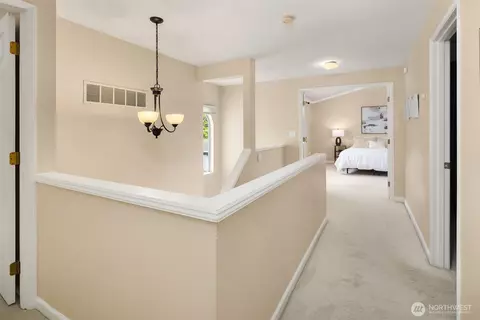 Entry Way - 600 213th St SW, Bothell, WA 98021 photo 3 of 3