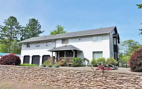 801 Hassalo Ave SE, Ocean Shores, WA 98569
