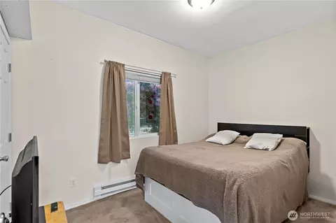 Bedroom - 2415 Cedar St, Everett, WA 98201 photo 1 of 2
