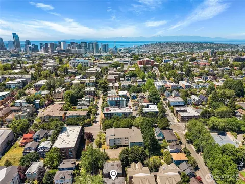 View/Area - 203 20th Ave E, Seattle, WA 98112 photo 3 of 4