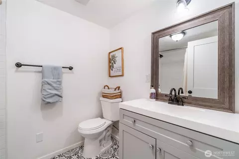 Bath - 18803 101st Ave NE, Bothell, WA 98011 photo 3 of 3