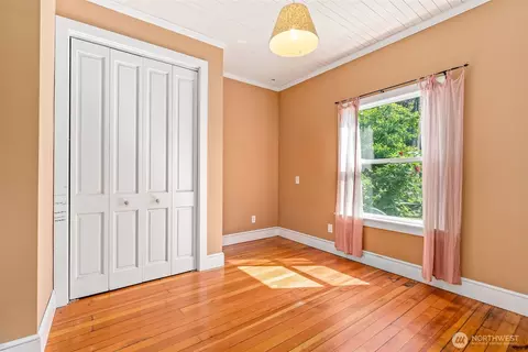 Bedroom - 18803 101st Ave NE, Bothell, WA 98011 photo 3 of 4
